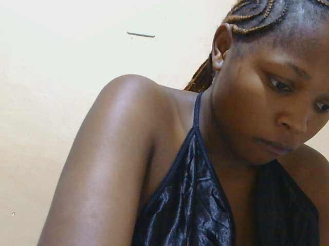 kishacali live cam on BongaCams