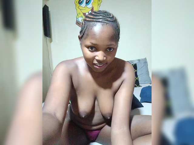 kishacali live cam on BongaCams