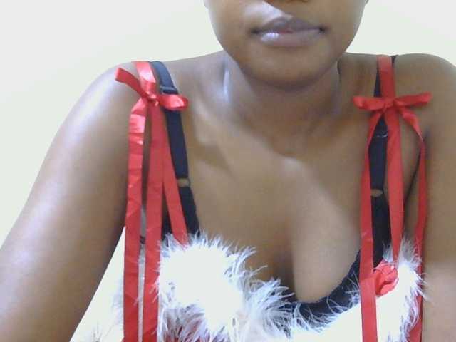 -arianapark- live cam on BongaCams