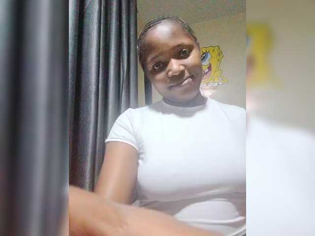 kishacali live cam on BongaCams