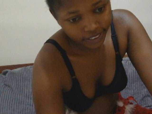 -arianapark- live cam on BongaCams