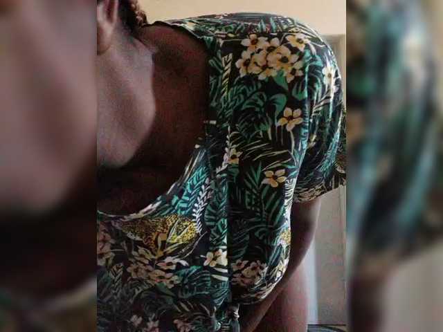 kishacali live cam on BongaCams