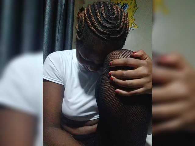 kishacali live cam on BongaCams