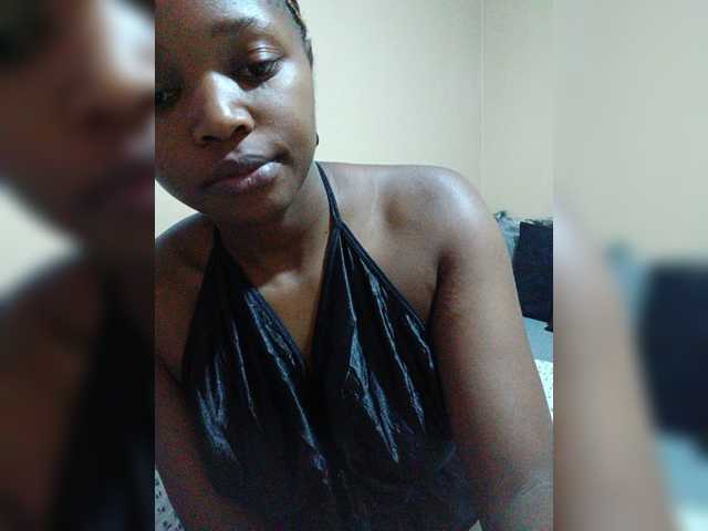 kishacali live cam on BongaCams
