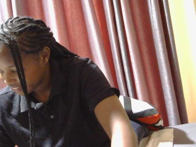 kishacali live cam on BongaCams