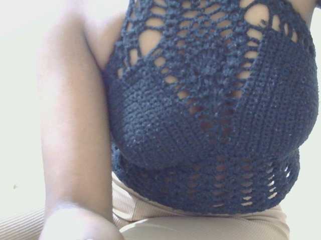 -arianapark- live cam on BongaCams