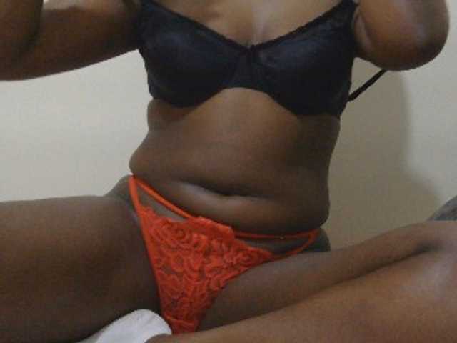 -arianapark- live cam on BongaCams