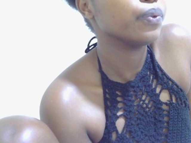 -arianapark- live cam on BongaCams