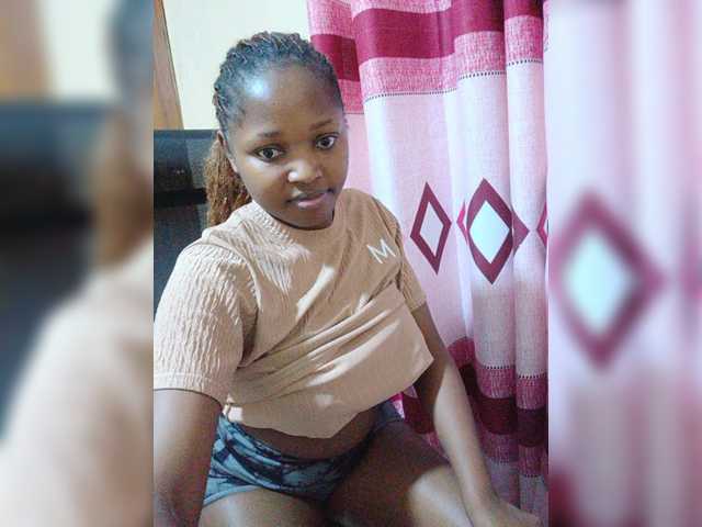 kishacali live cam on BongaCams