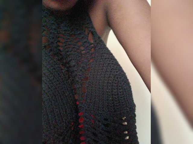 kishacali live cam on BongaCams