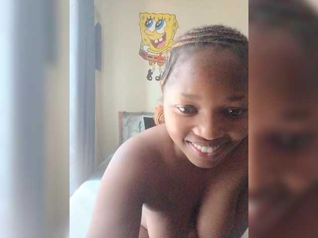 kishacali live cam on BongaCams