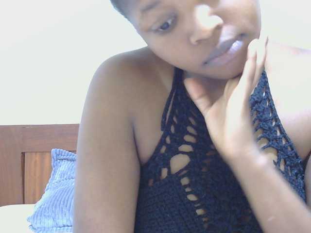-arianapark- live cam on BongaCams