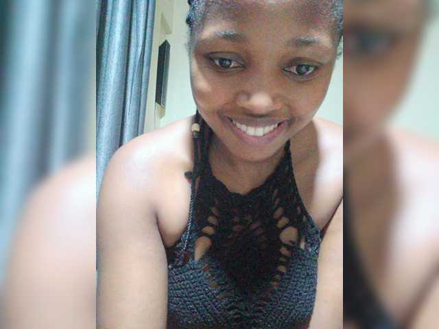 kishacali live cam on BongaCams