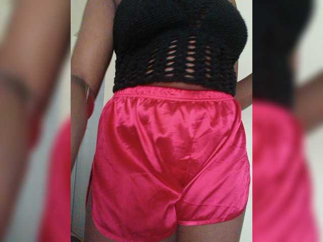kishacali live cam on BongaCams