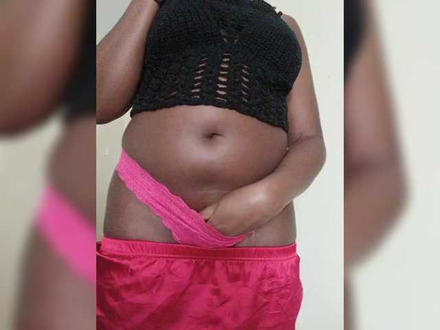 kishacali live cam on BongaCams