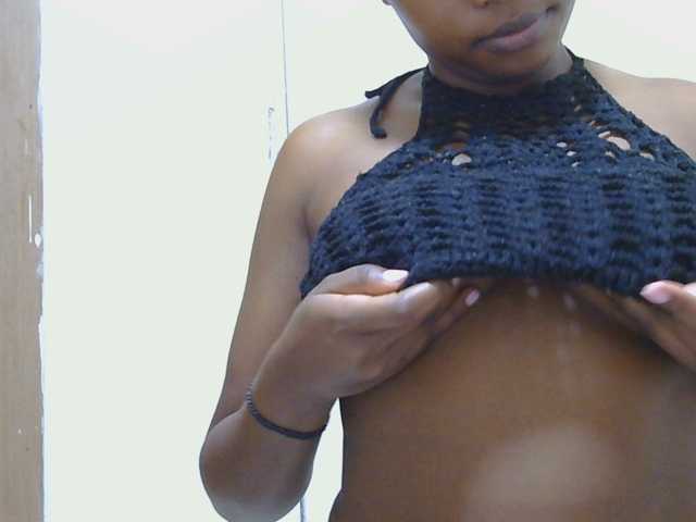 -arianapark- live cam on BongaCams