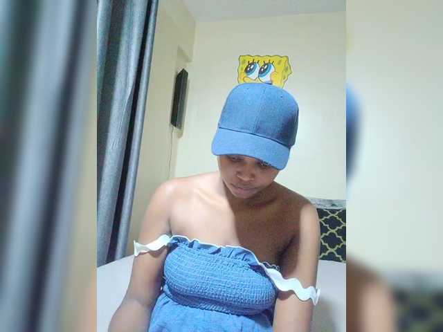 kishacali live cam on BongaCams