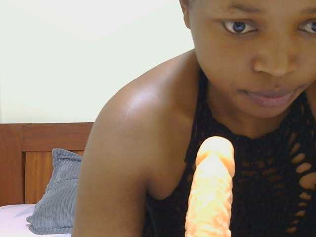 -arianapark- live cam on BongaCams