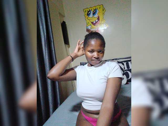 kishacali live cam on BongaCams