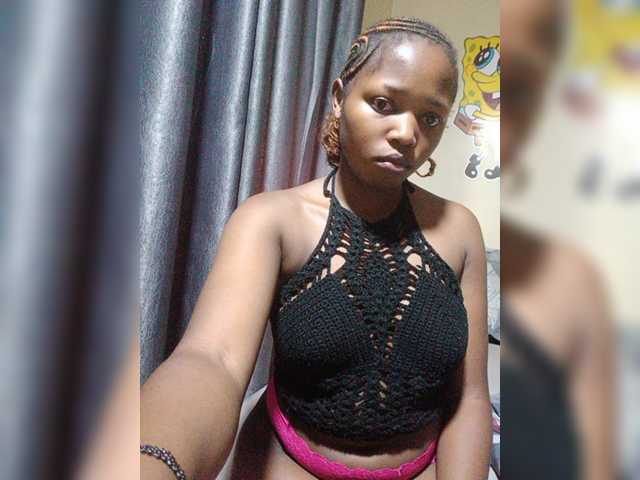 kishacali live cam on BongaCams