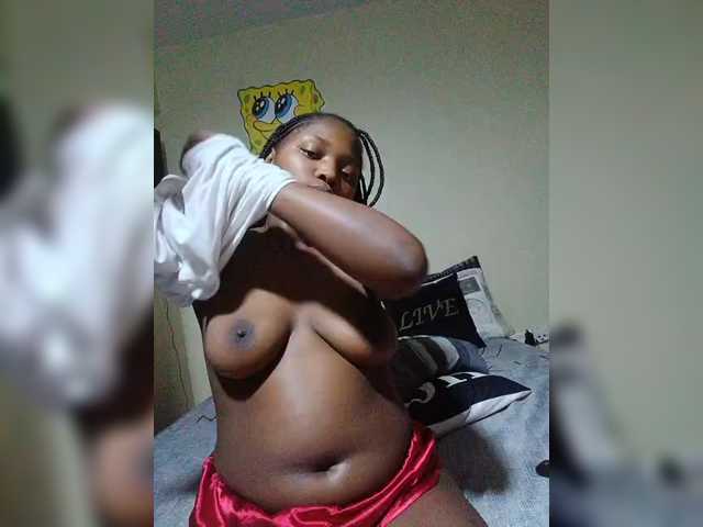 kishacali live cam on BongaCams