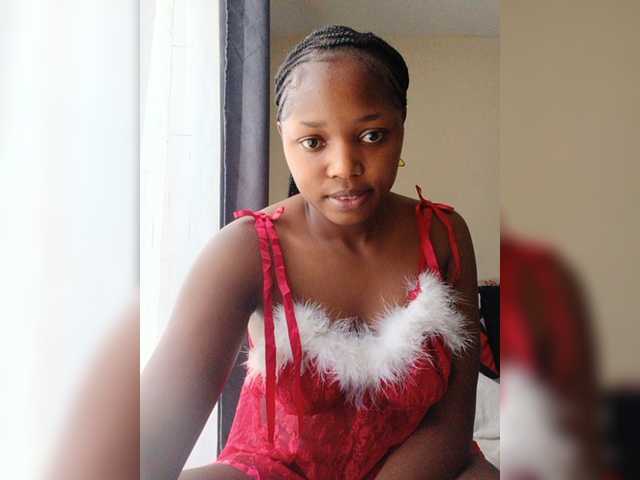 kishacali live cam on BongaCams