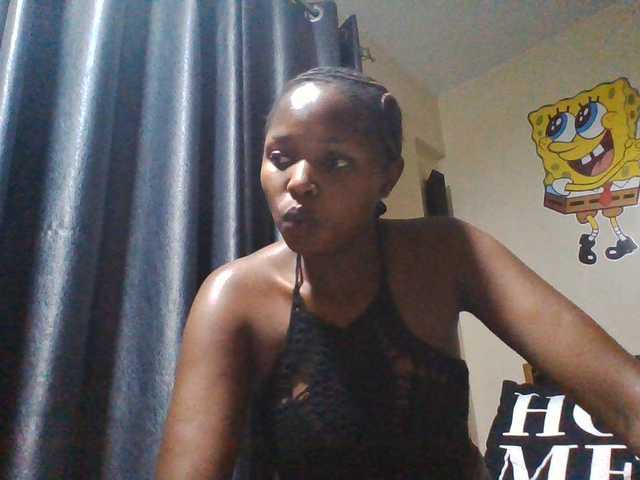 kishacali live cam on BongaCams