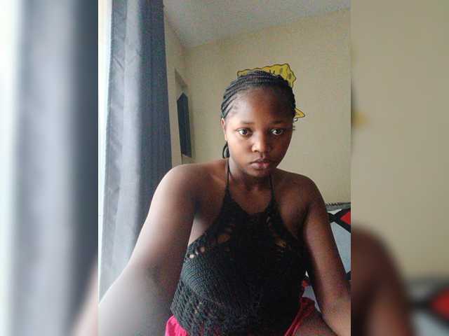 kishacali live cam on BongaCams