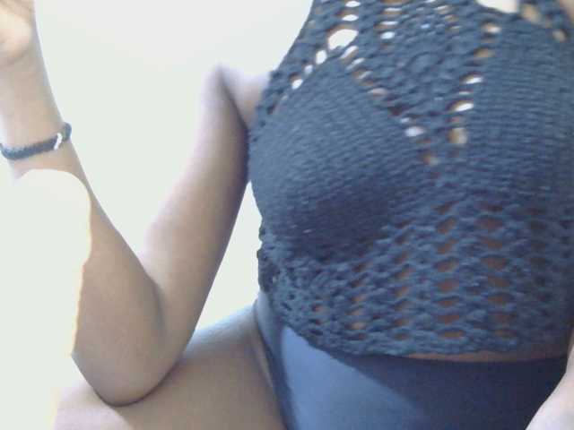 -arianapark- live cam on BongaCams