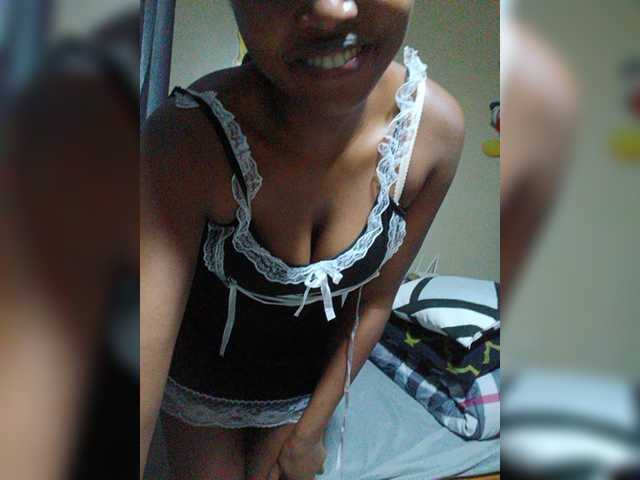 kishacali live cam on BongaCams