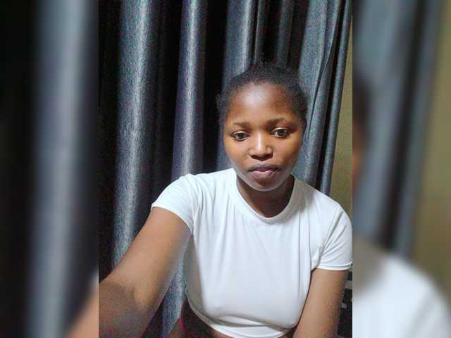 kishacali live cam on BongaCams
