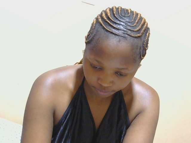 kishacali live cam on BongaCams