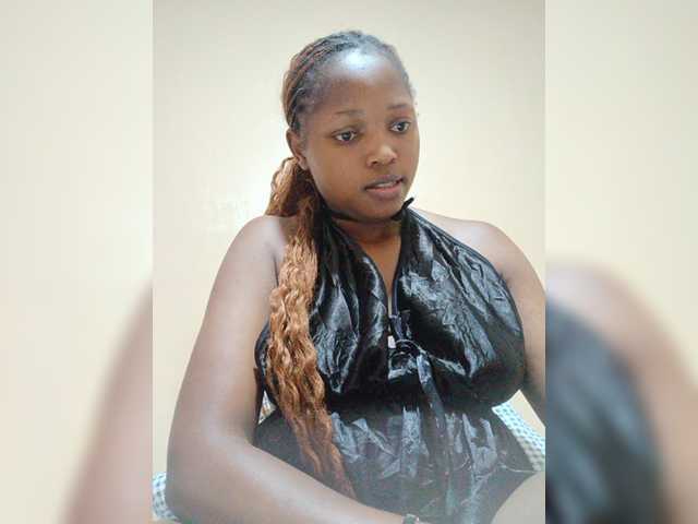 kishacali live cam on BongaCams