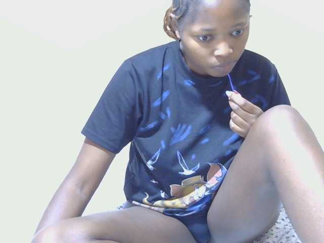 -arianapark- live cam on BongaCams