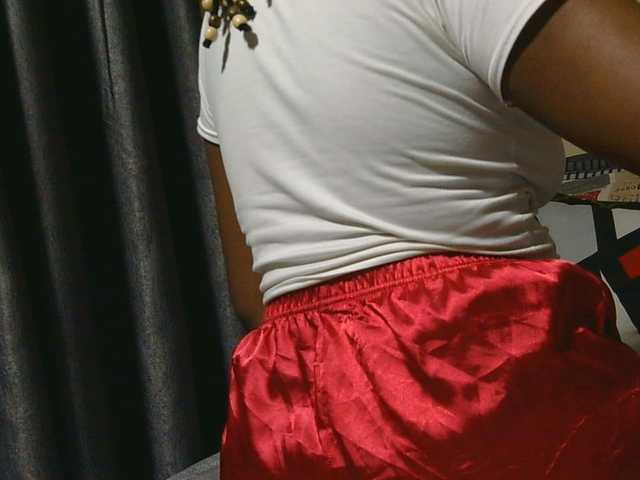 kishacali live cam on BongaCams