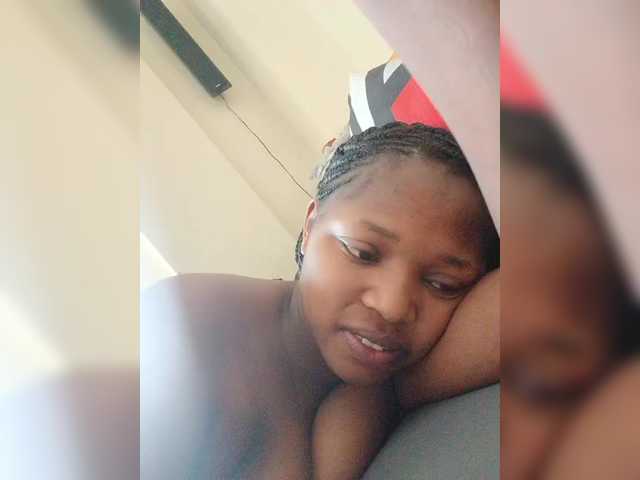 kishacali live cam on BongaCams