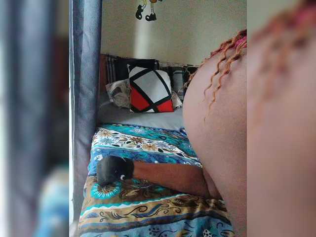 kishacali live cam on BongaCams
