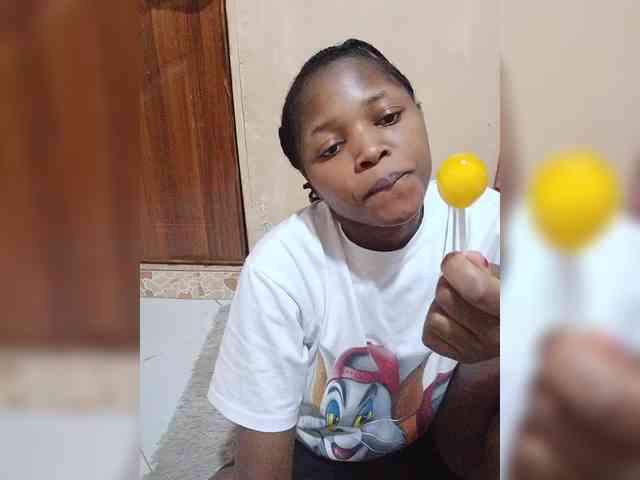 kishacali Live Webcam on BongaCams