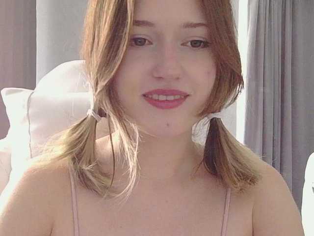 BelovedMary live webcam show