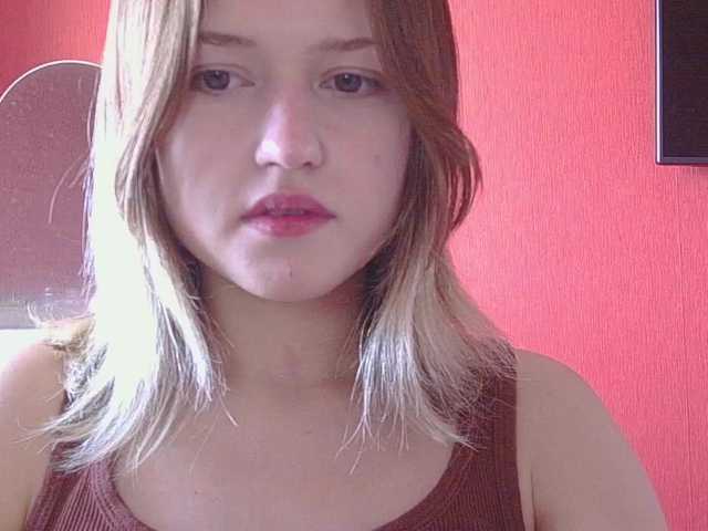 BelovedMary live webcam show