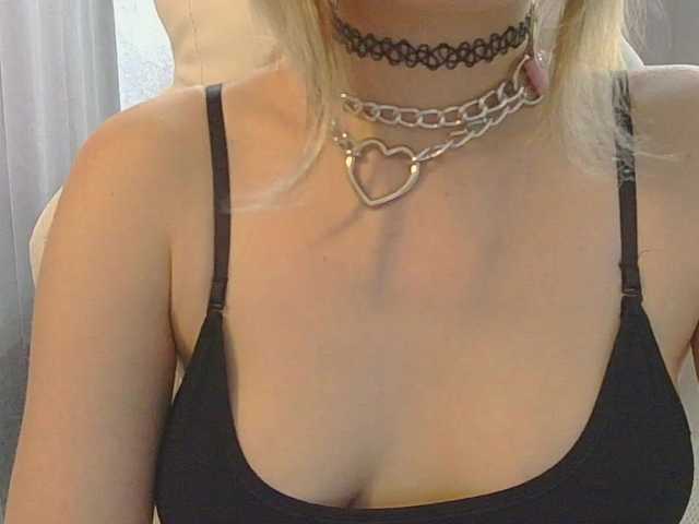 BelovedMary live cam on BongaCams