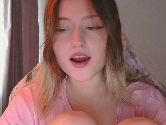 BelovedMary live cam on BongaCams