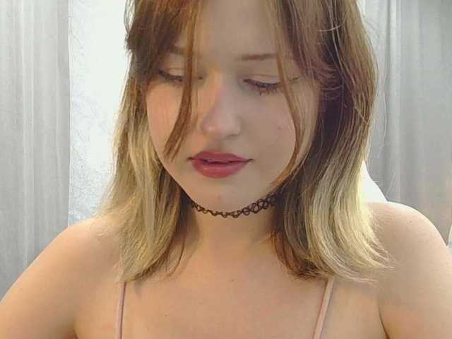 BelovedMary live webcam show