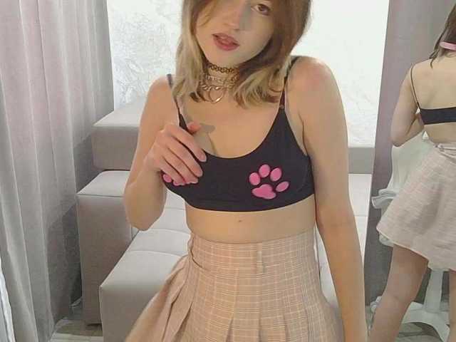 BelovedMary live webcam show