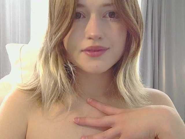 BelovedMary live cam on BongaCams