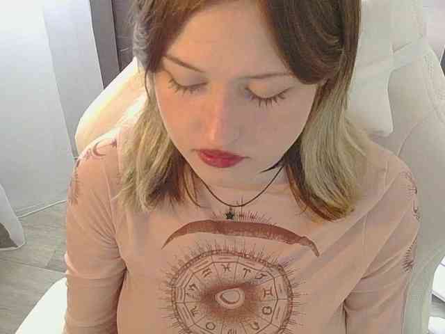 BelovedMary webcam