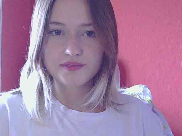 BelovedMary webcam