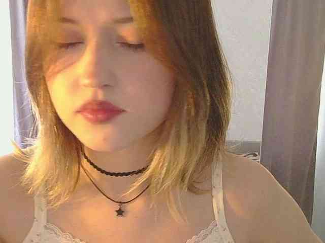 BelovedMary webcam