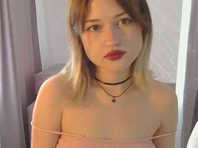 BelovedMary webcam