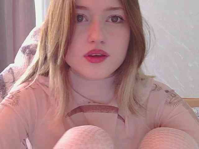 BelovedMary webcam